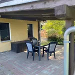 Ruhiger Und Renovierter Mit Grossem Hundefreundlichem Garten Zur Alleinnutzung Holiday home Remtengruen