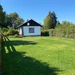 Ruhiger Und Renovierter Mit Grossem Hundefreundlichem Garten Zur Alleinnutzung *