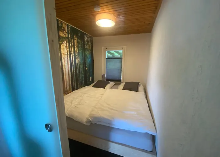 Holiday home Ruhiger Und Renovierter Bungalow Mit Grossem Hundefreundlichem Garten Zur Alleinnutzung