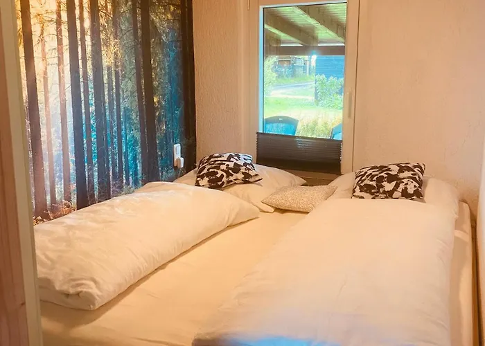 Ruhiger Und Renovierter Mit Grossem Hundefreundlichem Garten Zur Alleinnutzung 度假居 *