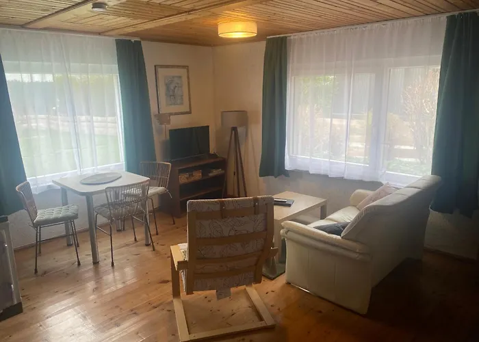 Ferienhaus Ruhiger Und Renovierter Mit Großem Hundefreundlichem Garten Zur Alleinnutzung Remtengruen