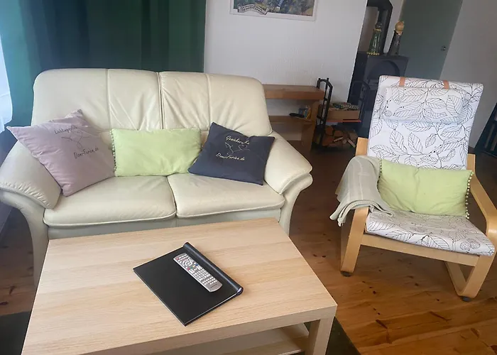 Holiday home Ruhiger Und Renovierter Bungalow Mit Grossem Hundefreundlichem Garten Zur Alleinnutzung